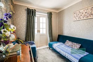 Photo 21- click for photo gallery